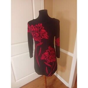 Chico's Floral Red & Black Sweater Tunic Shirt Women's Size 1 US Medium